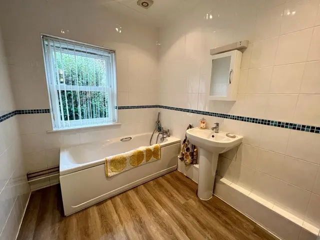Roundham Road, Paignton, TQ4, photo 3