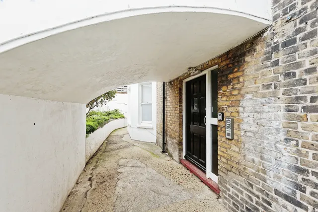 Dalby Square, Cliftonville, CT9, photo 2