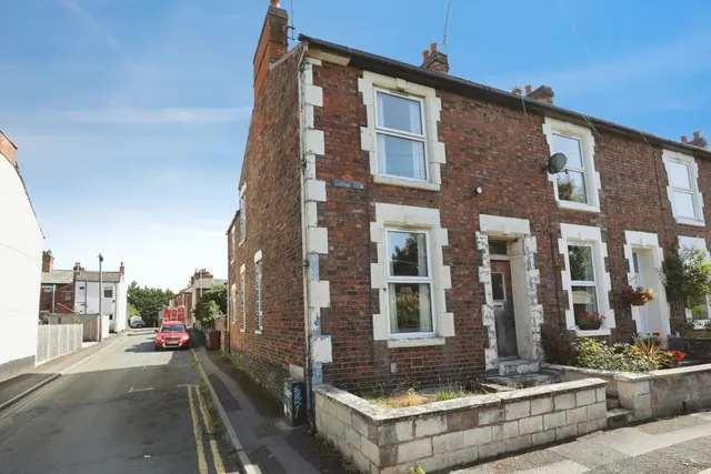 Castle View, Stafford, Staffordshire, ST16, photo 1