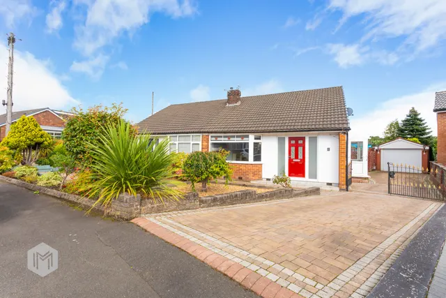 Norbury Grove, Bolton, BL1, photo 1