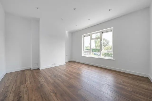 Pickwick Road, Corsham, SN13, photo 3