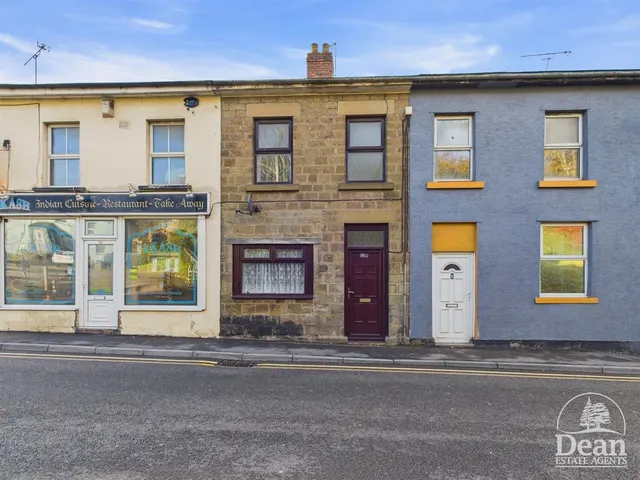 High Street, Cinderford, GL14, photo 1
