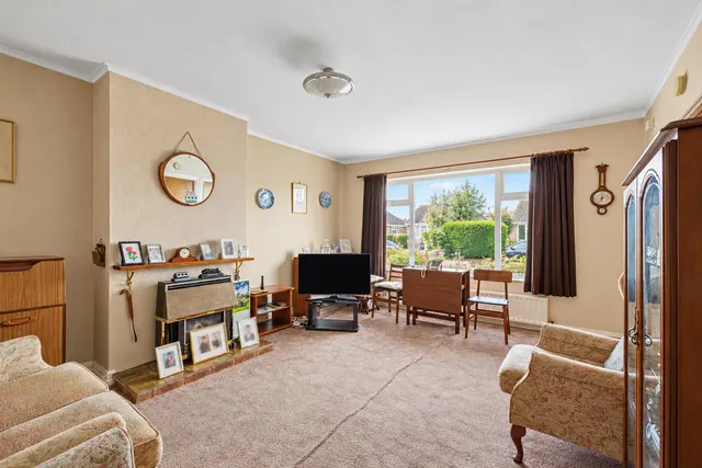 Mackinley Avenue, Stapleford, NG9, photo 2