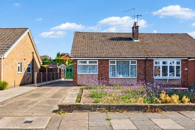 Mackinley Avenue, Stapleford, NG9, photo 1