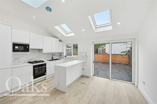 Norbury Road, Thornton Heath, CR7, photo 1