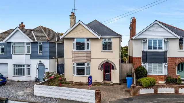 Ashmore Crescent, Poole, BH15, photo 1