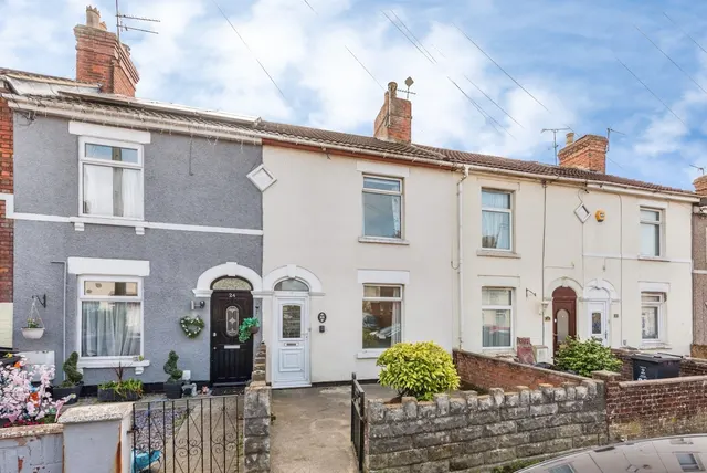 Photo 2 — Jennings Street, Swindon, Wiltshire, SN2