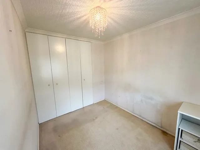 Photo 2 — Cringles, Silsden, BD20 0NS