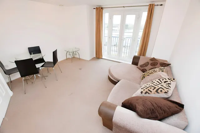 Middlewood Street, Salford, M5, photo 1