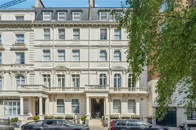 Inverness Terrace, London, W2, photo 1