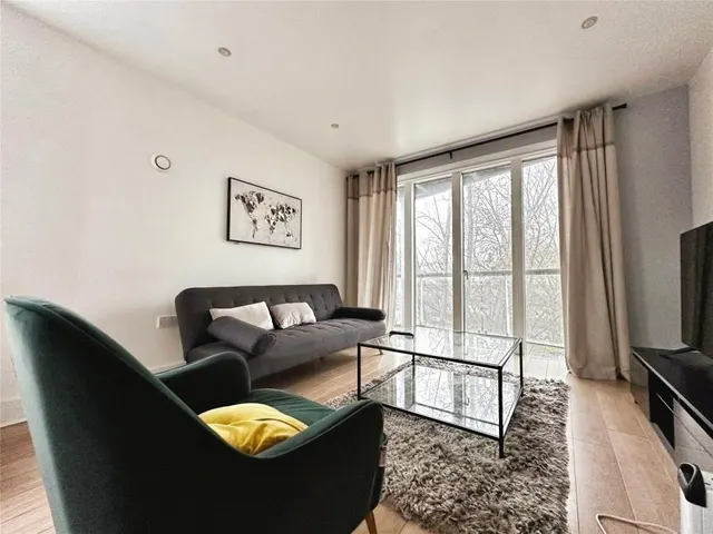 Ryemead Boulevard, High Wycombe, HP11, photo 2