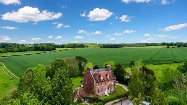 Farley Lane, Braishfield, Romsey, Hampshire, SO51 0QL, photo 1