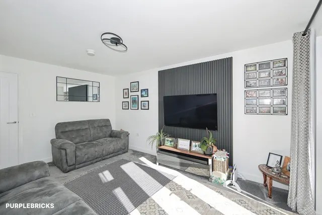 Mudport Grove, Nuneaton, CV10, photo 3