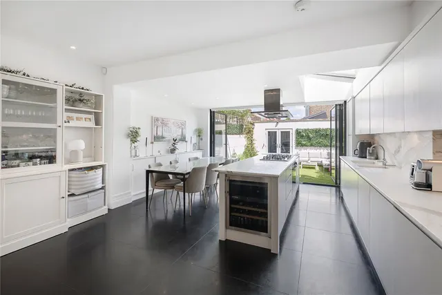 Photo 2 — Pulborough Road, Southfields, London, SW18