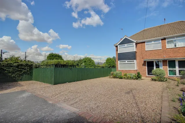 Marydene Drive, Hull, photo 1