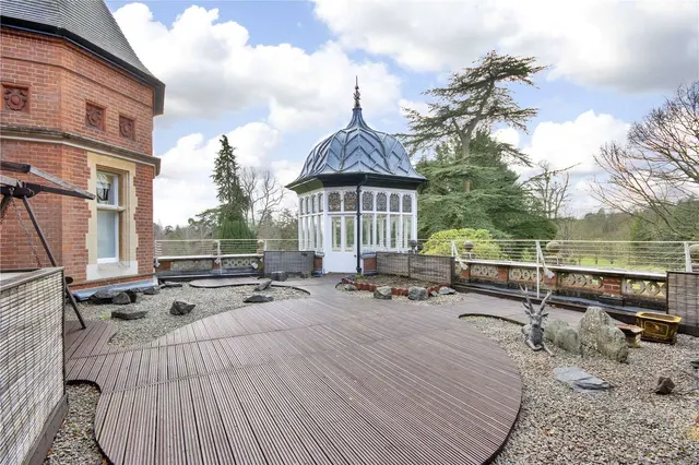 Photo 2 — North Frith Park, Hadlow, Tonbridge, Kent, TN11 9QW