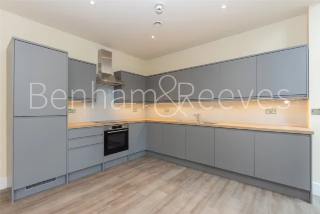 Carlyle Road, Ealing, W5, photo 2