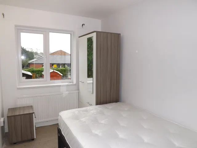 Greystones, Leyland, PR26, photo 2