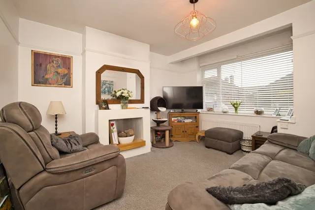 St James Avenue, Broadstairs, CT10, photo 2