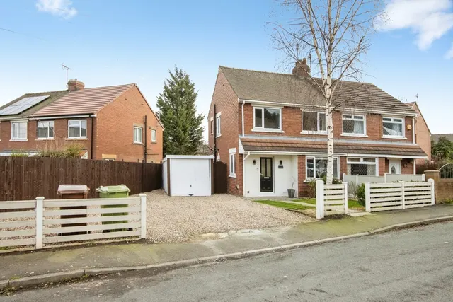 Ashcombe Drive, Knottingley, West Yorkshire, WF11, photo 1