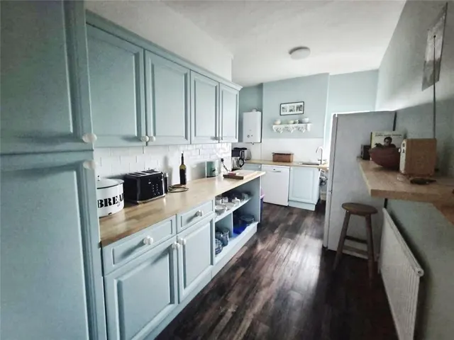 Grove Road, Ventnor, PO38, photo 3