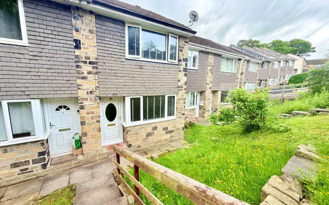 Woodlands Close, Denby Dale, photo 1