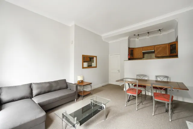 South Kensington, London, SW7, photo 1