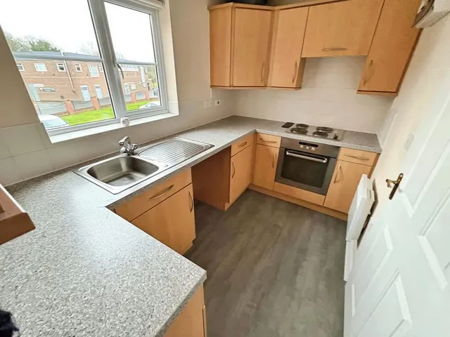 Newcastle Upon Tyne NE12 6DL, NE12, photo 3