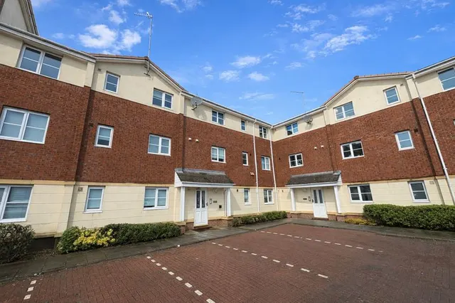 Newcastle Upon Tyne NE12 6DL, NE12, photo 1