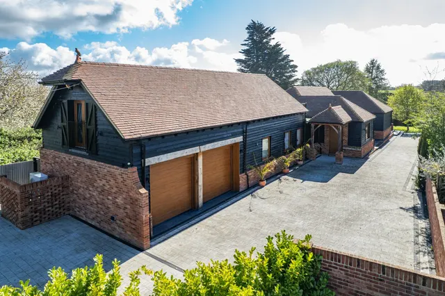 Saddlers Hill, Goodnestone, CT3, photo 2