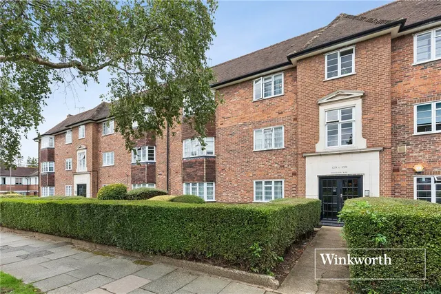 Ossulton Way, East Finchley, N2, photo 1
