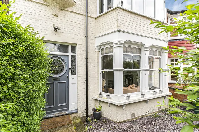 Queens Avenue, Whetstone, N20, photo 2
