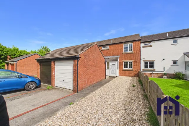 Manor House Close, Leyland, PR26 7TX, photo 1