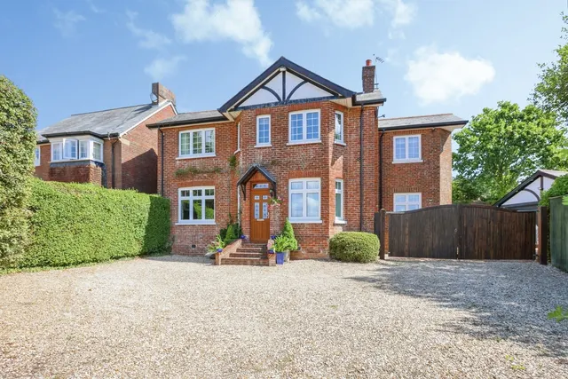 Poole Road, Lytchett Matravers, BH16, photo 3