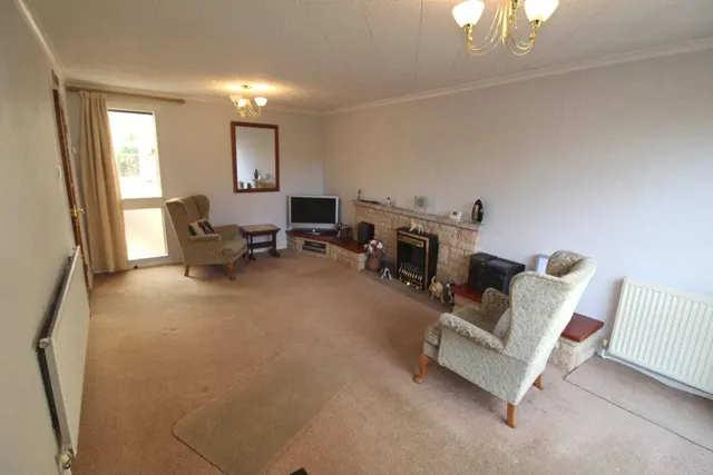 Photo 3 — Widdenton View, Lane End, HP14 3EB