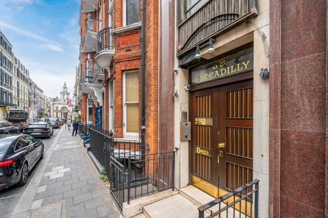 Flat 7, 89 Piccadilly, London, photo 1