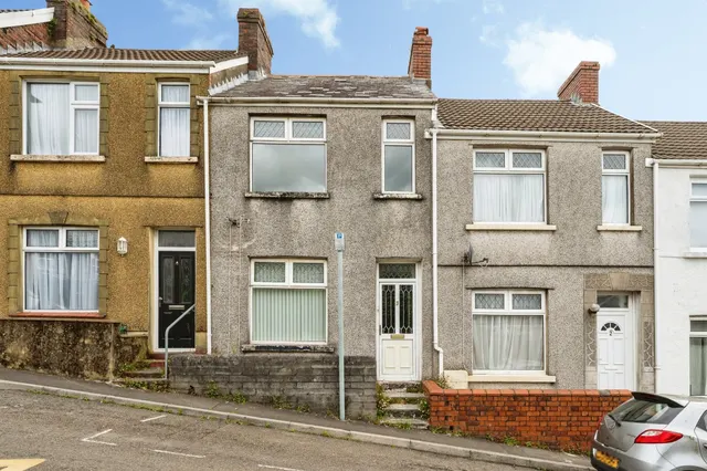 Britannia Road, Swansea, SA6, photo 1