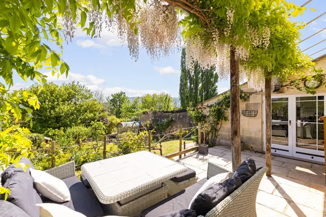 London Road West, Bath, BA1, photo 1