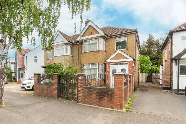 10 Hibbert Road, Harrow, photo 1