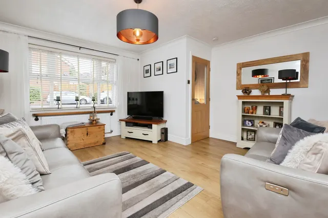 Churchill Drive, Rowley Regis, B65, photo 2