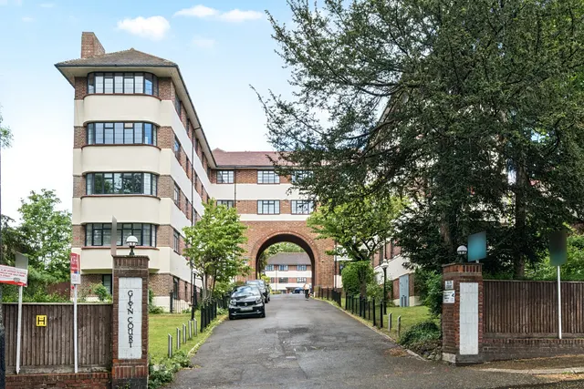 Leigham Court Road, Streatham, London, SW16, photo 1