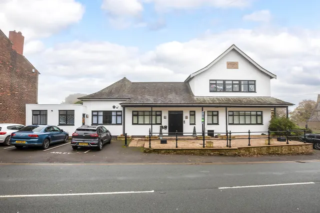 Haigh Road, Aspull, WN2, photo 1