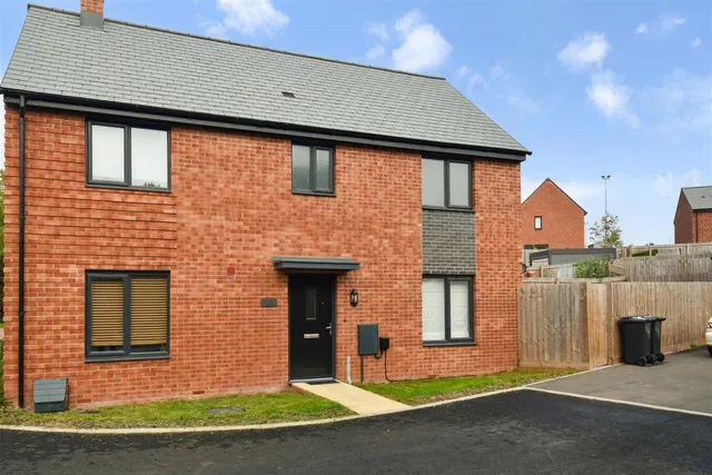 Mary Drive, Cullompton, photo 1
