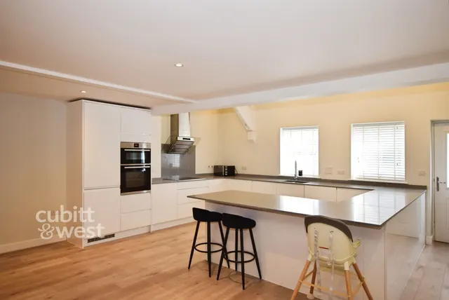 Loxwood Road, Alfold, GU6, photo 2