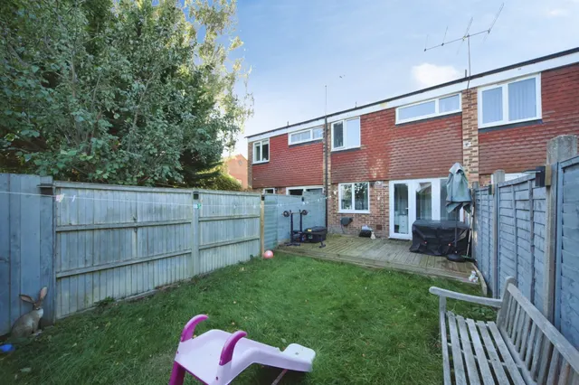 Birchside, Dunstable, LU6, photo 2