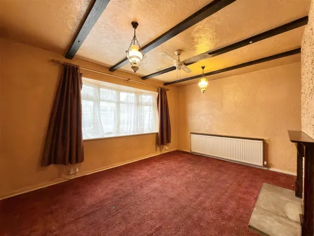 Severn Avenue, Greenmeadow, photo 3