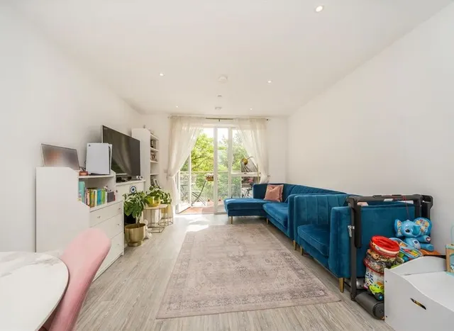 Winchelsea Road, Harlesden, NW10, photo 1