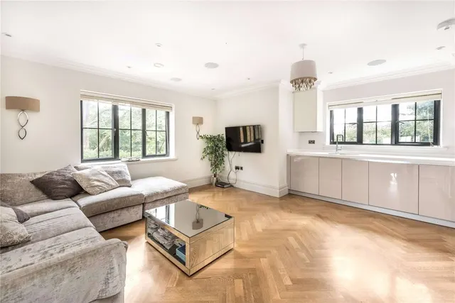Langton Priory, Portsmouth Road, Guildford, Surrey, GU2 4AA, photo 1