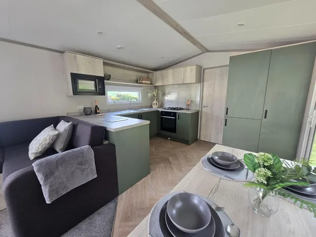Edgehill Road, Scarborough, YO12, photo 3
