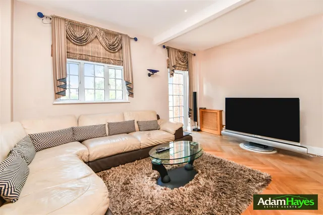 Haslemere Gardens, Finchley, N3, photo 3